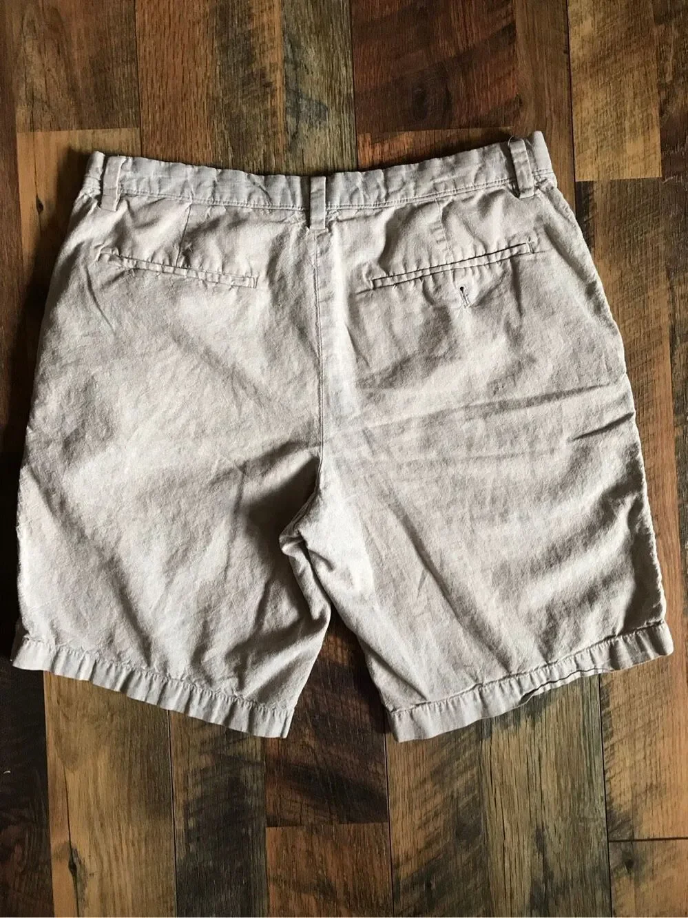 Banana Republic Aiden men’s Beige linen blend shorts size 33